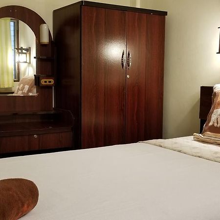 Siriwan Guesthouse Čiang Mai Exteriér fotografie