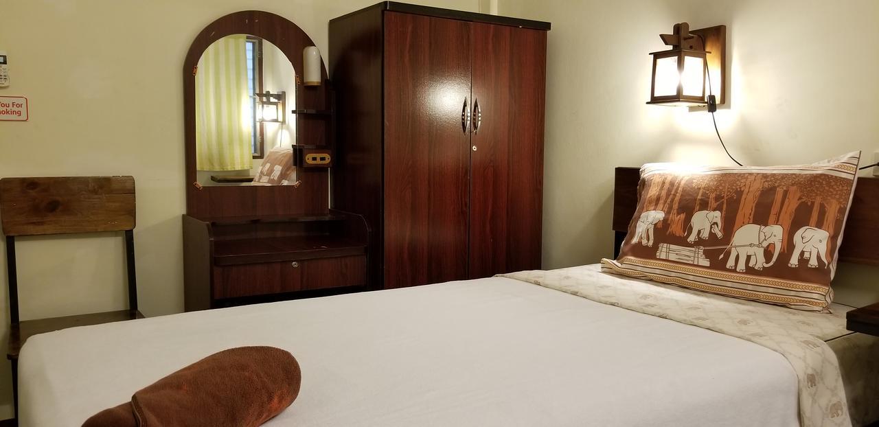 Siriwan Guesthouse Čiang Mai Exteriér fotografie
