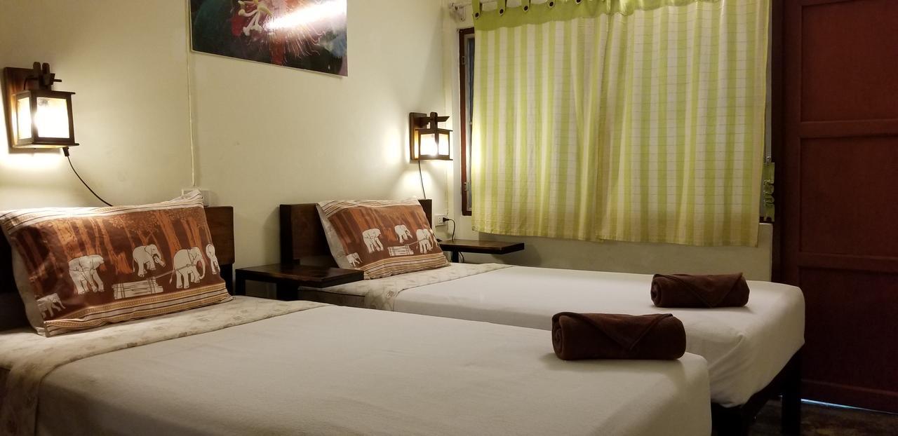 Siriwan Guesthouse Čiang Mai Exteriér fotografie