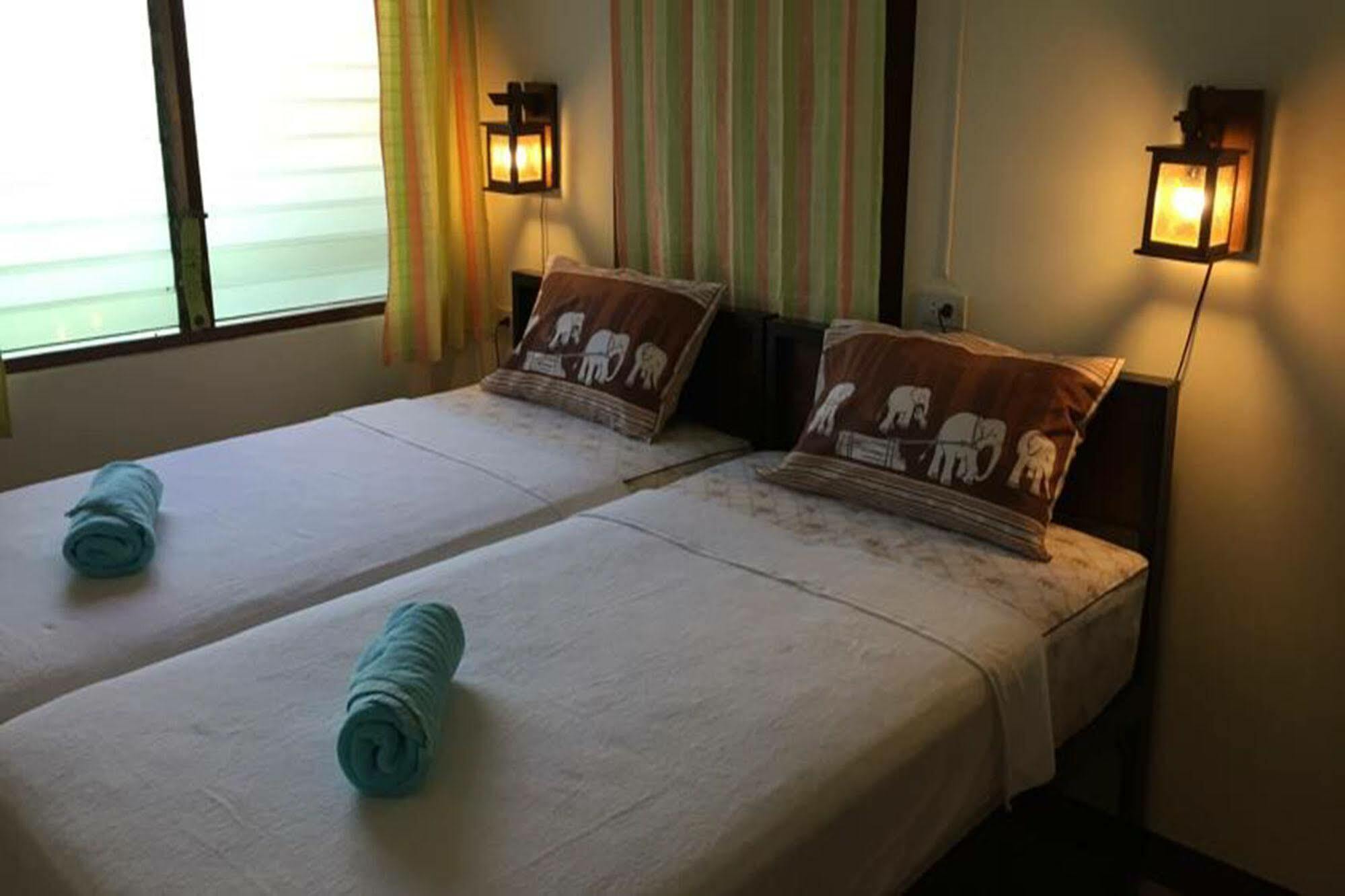 Siriwan Guesthouse Čiang Mai Exteriér fotografie