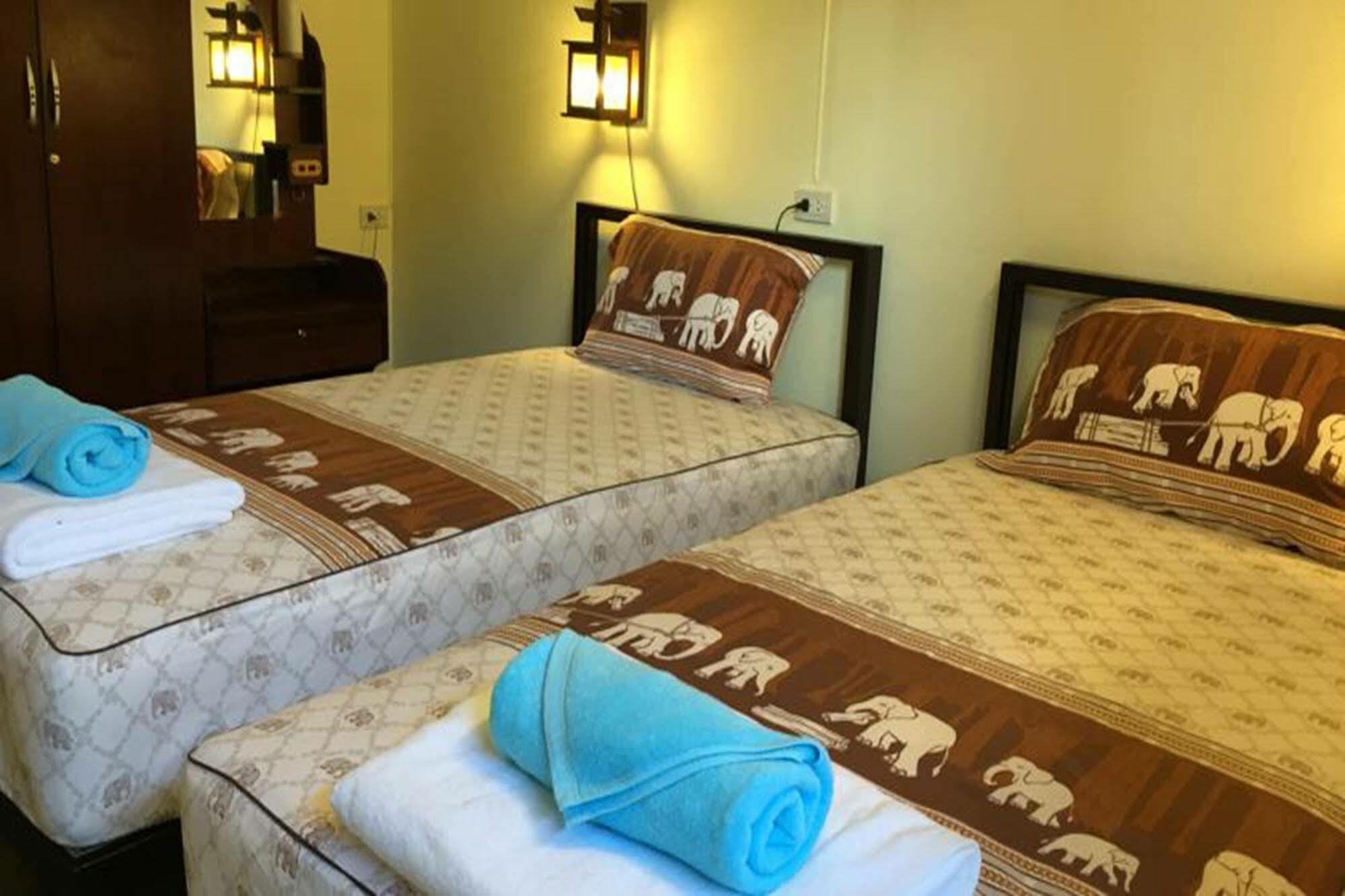 Siriwan Guesthouse Čiang Mai Exteriér fotografie